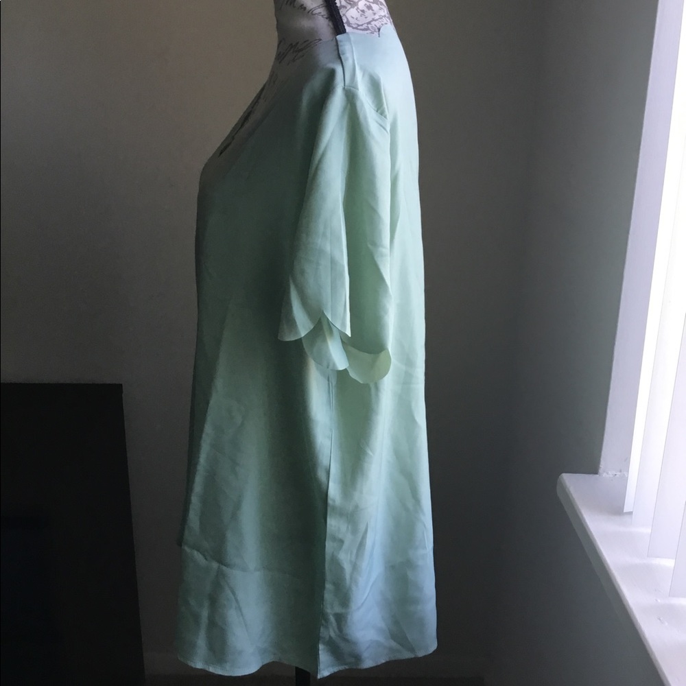 Brand New women’s 1x top from Tickled Teal - Picture 2 of 3